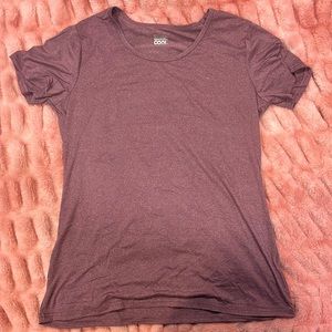 32 degrees t-shirt. Brand new never worn!